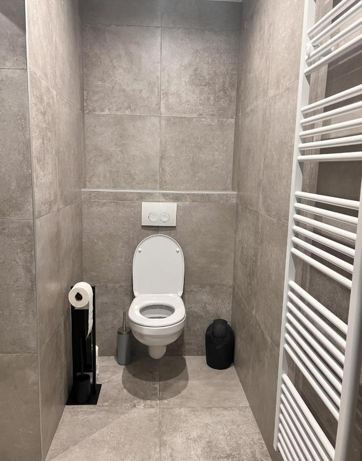 Le Franchet Apartment Динант Екстериор снимка
